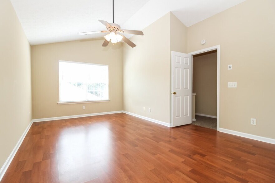 Building Photo - 134 Ilex Dr