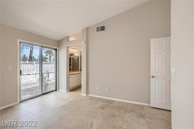 Building Photo - 1850 Swallow Hill Ave