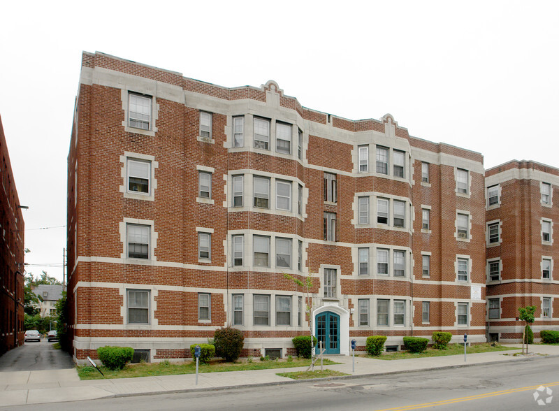 217 Elmwood Avenue Apartments - 217 Elmwood Ave Buffalo NY 14222 ...