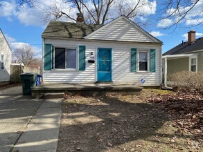 Building Photo - 2 Bedroom 1 Bathroom Single Family Home No...
