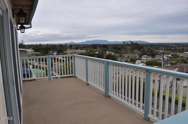 Building Photo - 3309 Hilltop Dr