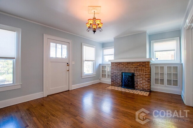 Building Photo - 499 Winton Terrace NE