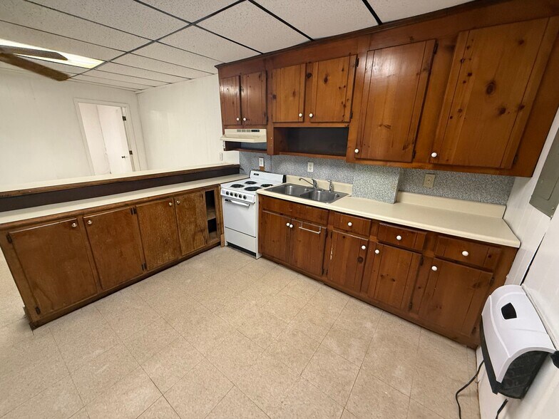 Building Photo - 1247 Wooten Dr