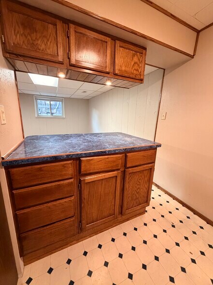 Building Photo - 2328 Apache St