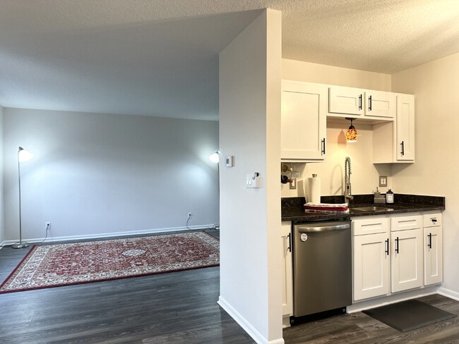 Building Photo - 1514 Northfield Meadows Blvd