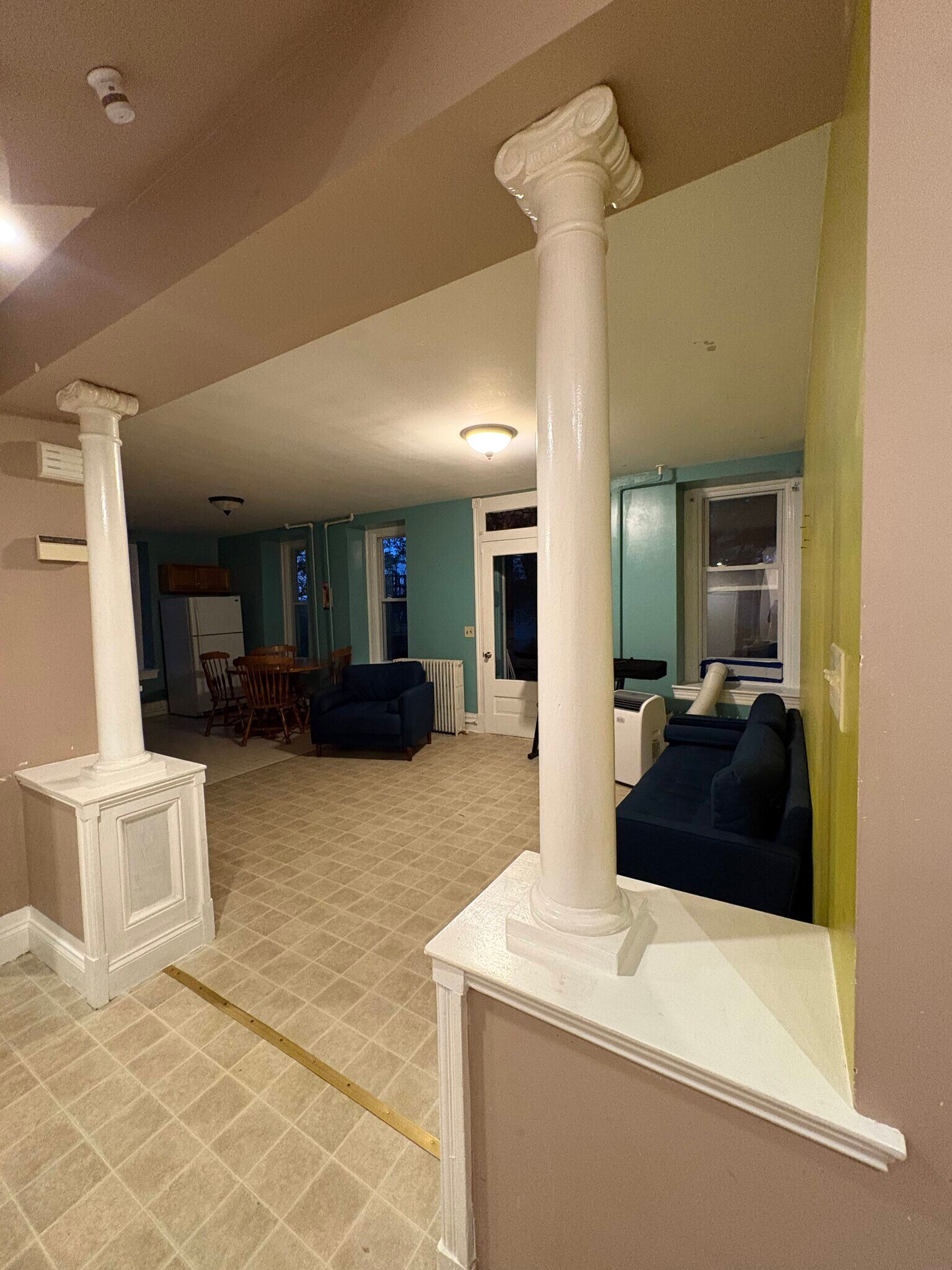 Living Room - 133 Monroe St