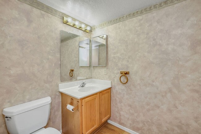 Building Photo - Beautiful Ahwatukee Home!