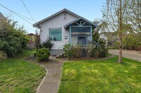 Building Photo - Charming 3 Bed 2 Bath Piedmont Rental Home