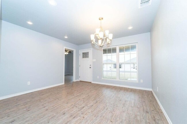 Building Photo - 5213 Marshall St