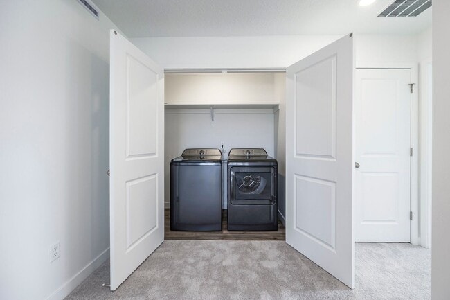 Building Photo - End Unit New Construction with Finished Basement Includes Utilities in New Jordanelle Ridge Neigh...