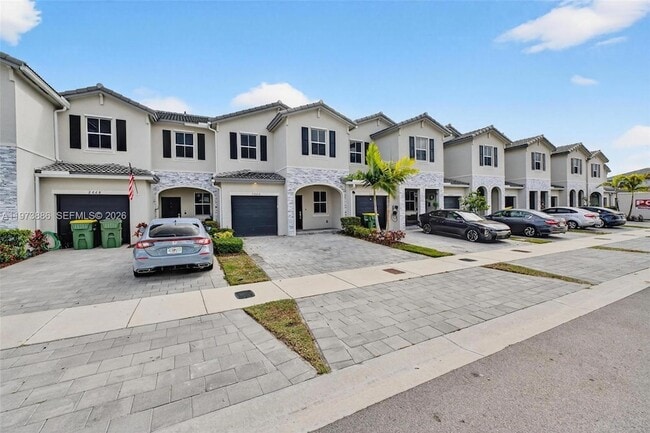 Building Photo - 2662 SE 10th St