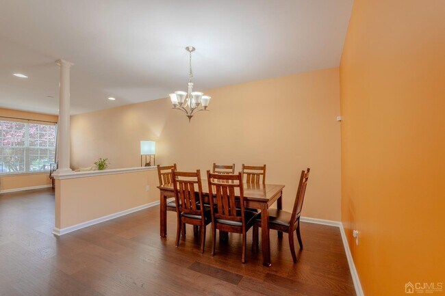 Building Photo - 2474 Canterbury Ln