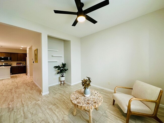 Building Photo - 2 Bedroom + Den Villa in Quail Creek Community! Must See!