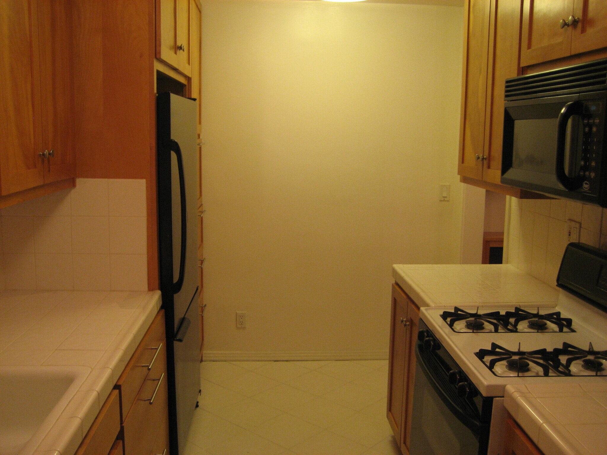 Building Photo - 6435 Green Valley Cir