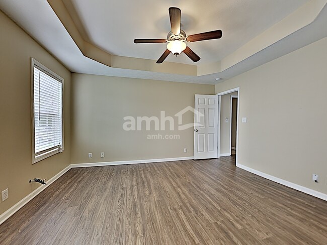 Building Photo - 3647 Cindy Jo Dr S