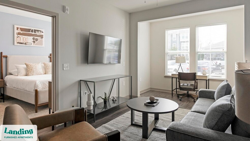 Building Photo - 3237 Memorial Blvd