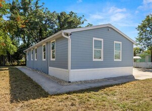 Building Photo - 3723 Temple St