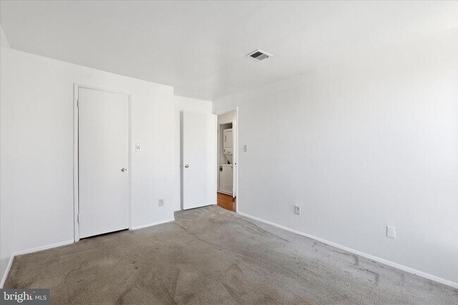 Building Photo - 3360 Huntley Sq Dr