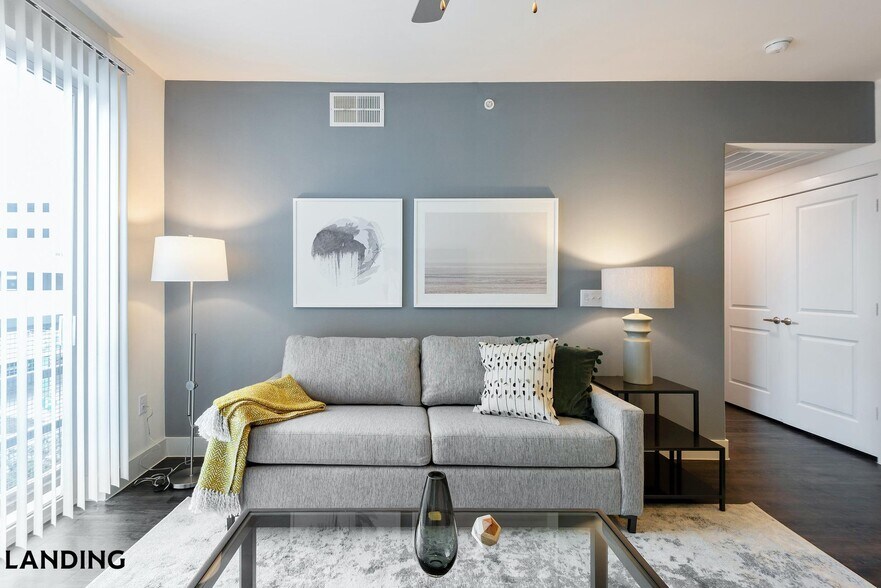 Building Photo - 2623 Keene St