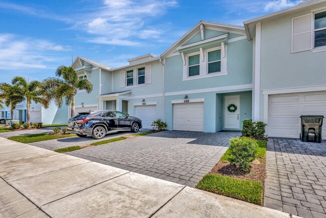 Building Photo - 345 SE Sea Hunt Way