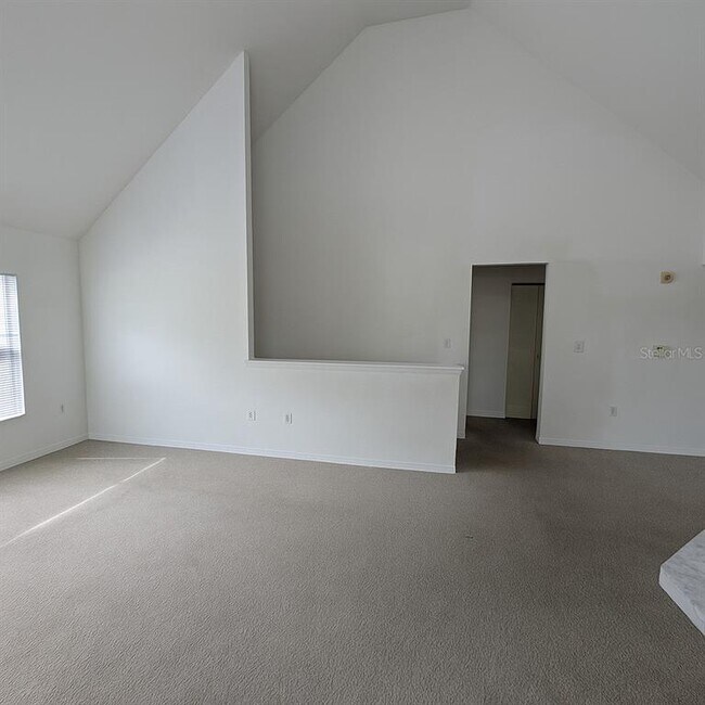 Building Photo - 10562 Windsor Lake Ct