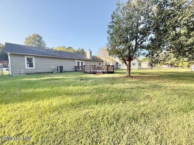 Building Photo - 1015 Springdale Dr