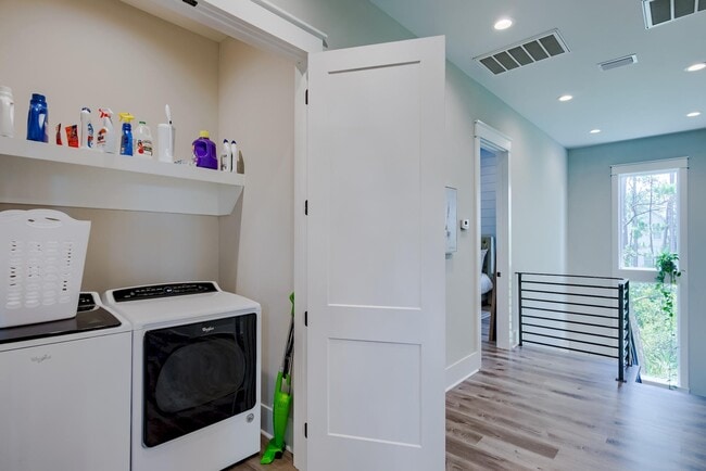 Building Photo - 40 Kristin Ct