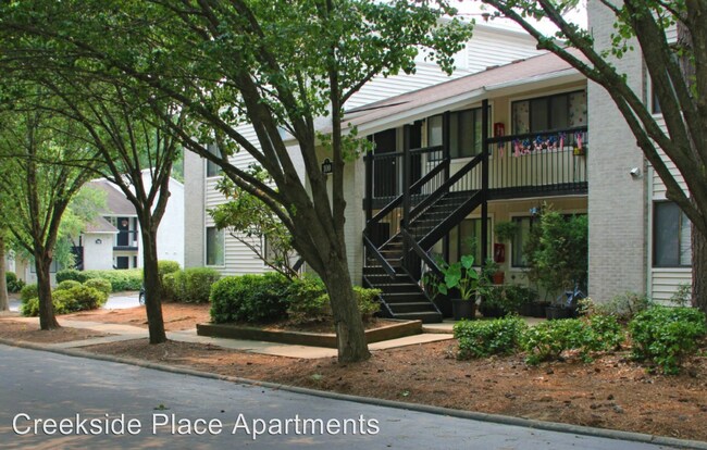 Building Photo - 801 Chinquapin Rd