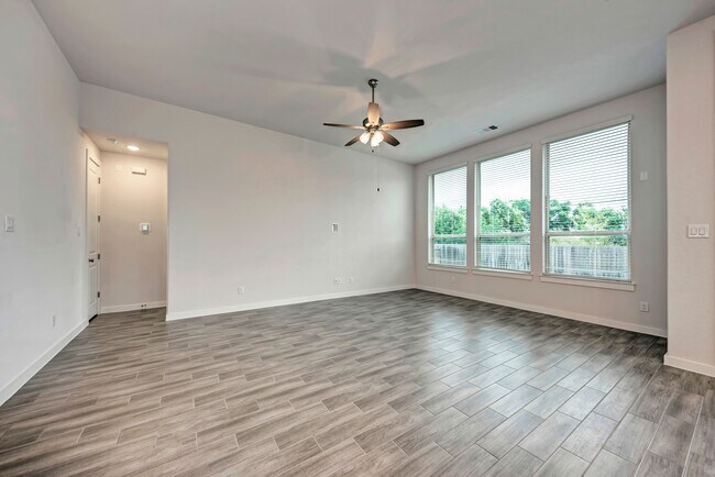 Building Photo - 4411 Hannover Wy