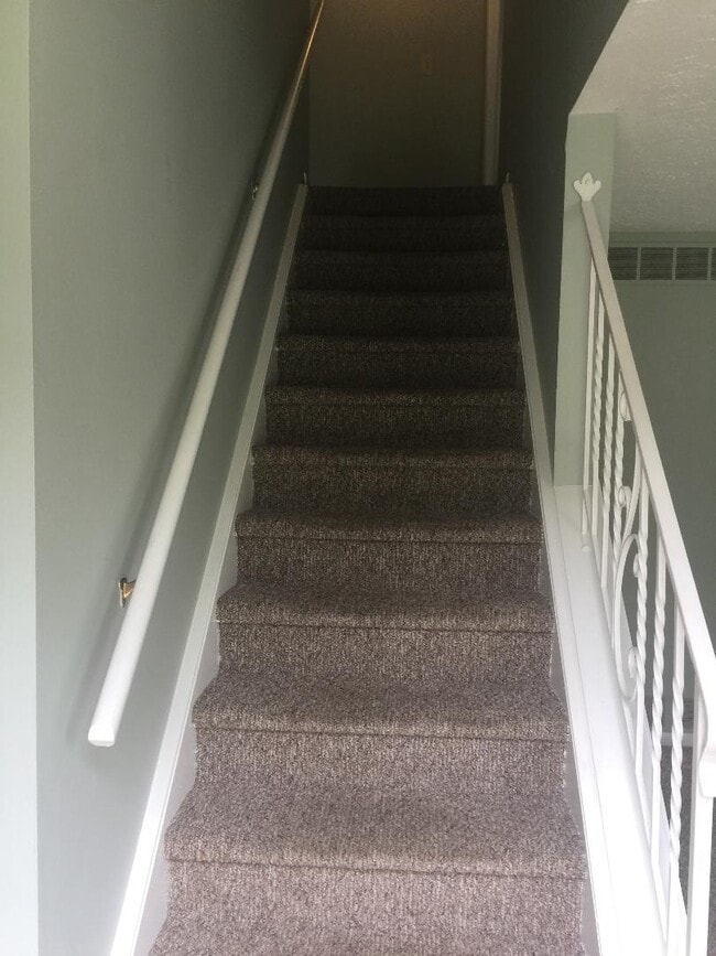 Building Photo - 124 Larkins Xing