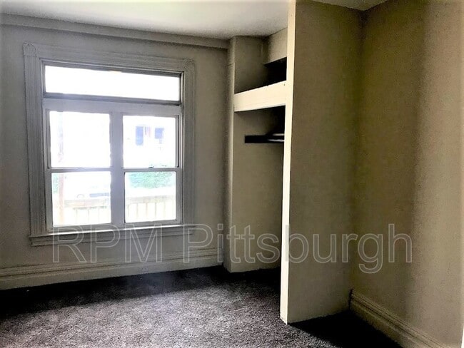 Building Photo - 3108 Niagara St