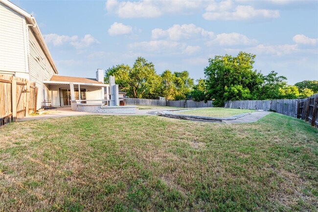 Building Photo - 5510 Chadwyck Dr