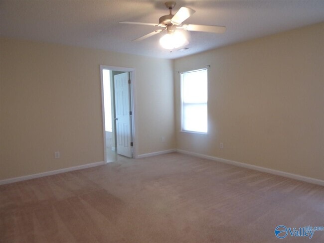 Building Photo - 4816 SE Brownston Ct