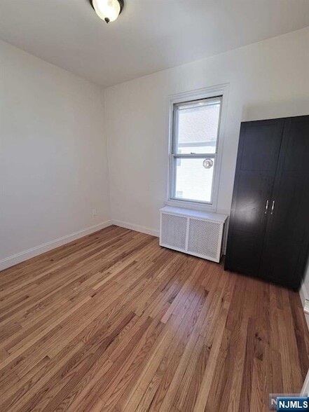 Building Photo - 167 Columbia St