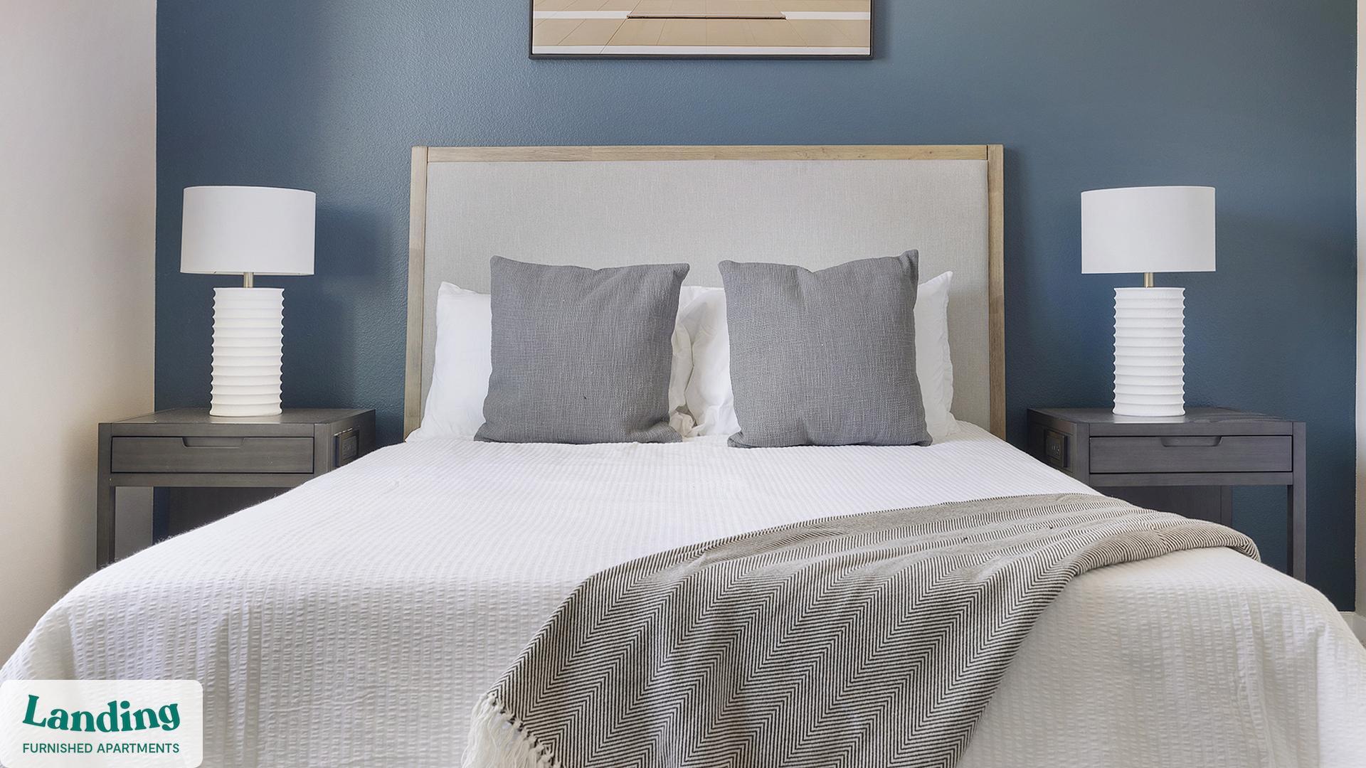 Building Photo - 402 W Lincoln St