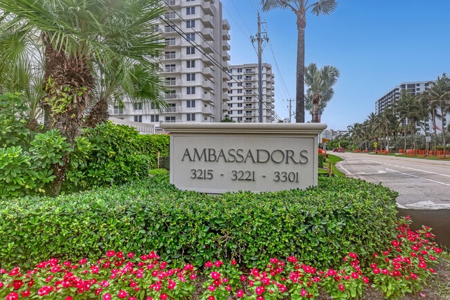 Building Photo - 3221 S Ocean Blvd