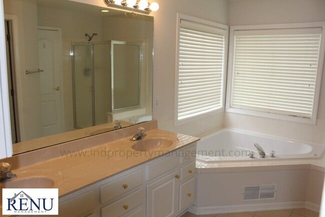 Building Photo - Lakes at Hazel Dell 4 Bedroom