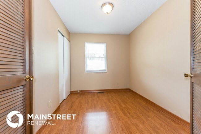 Building Photo - 4087 Fox Island Dr