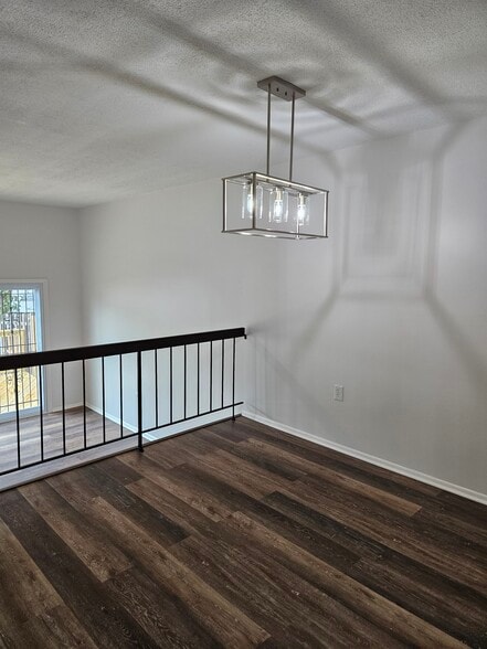 Building Photo - 6322 Bentham Ct