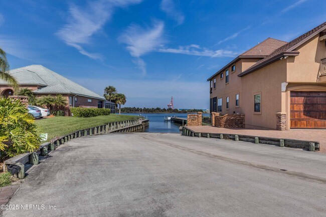 Building Photo - 4786 Yacht Ct