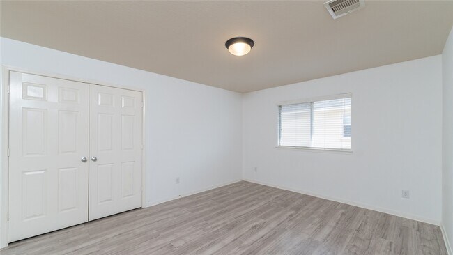 Building Photo - 21603 Crest Peak Way