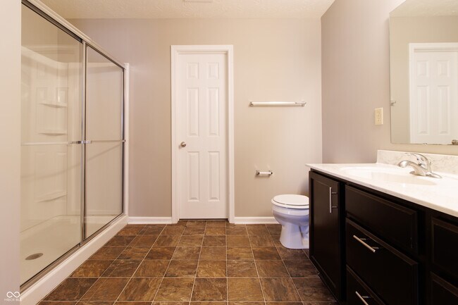 Building Photo - 856 Adena Ln