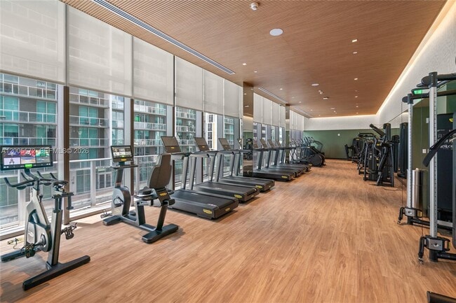 Building Photo - 77 SE 5th St