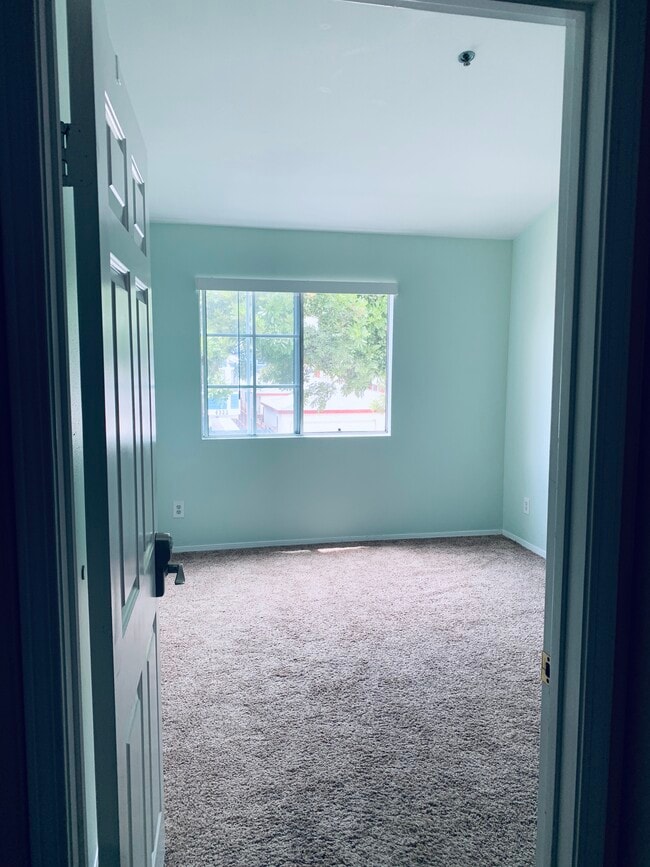 Building Photo - 4315 W 145th St