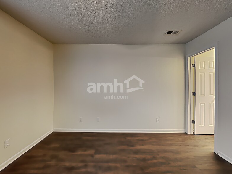 Building Photo - 8123 Amble Way