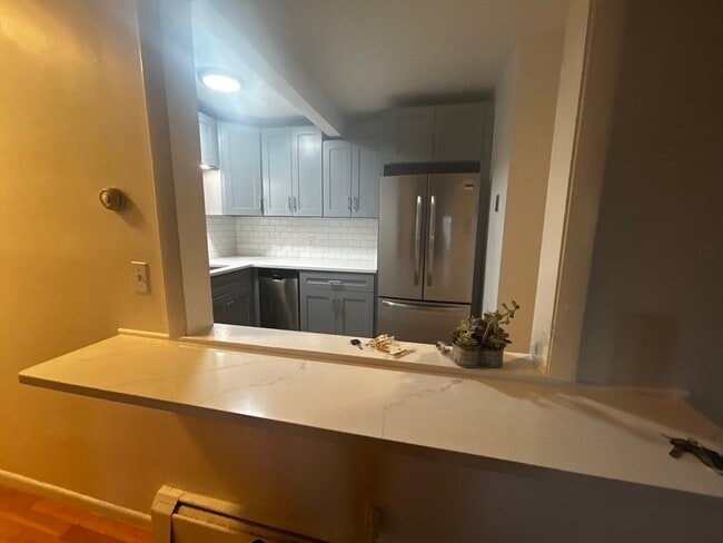Building Photo - 400 Savin Hill Ave