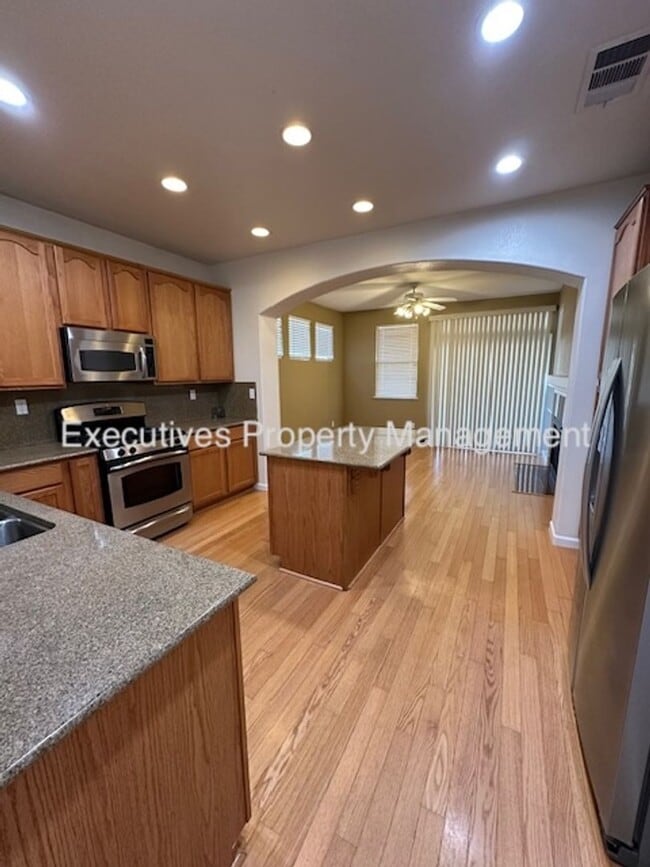 Building Photo - 1263 Orion Ct