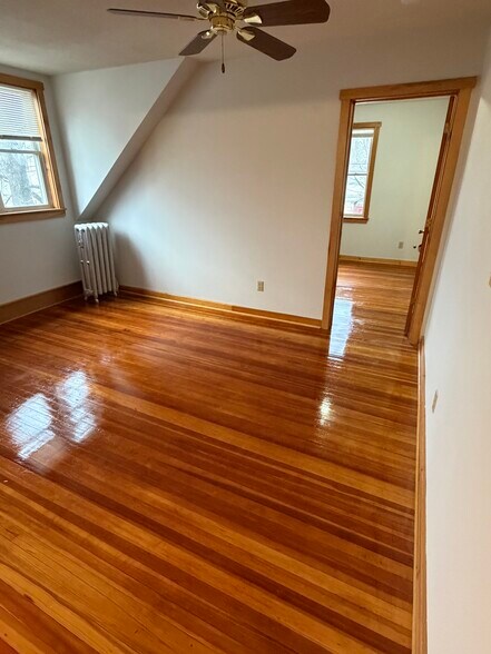 Building Photo - 56 Westwood Ave