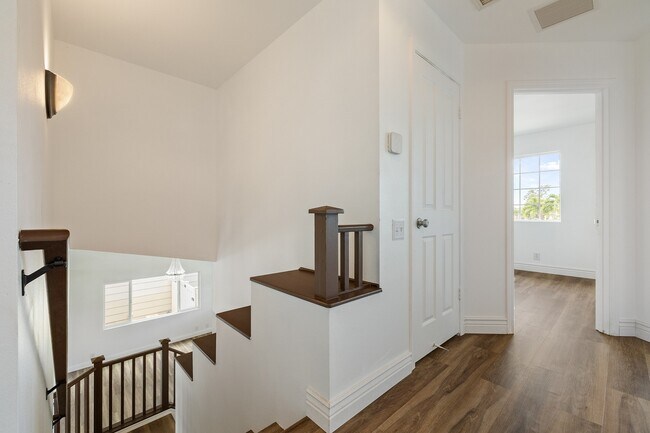Building Photo - 4 bedroom, 3 bathroom single family house.