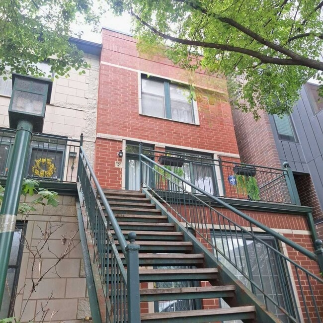 Primary Photo - 1812 S State St